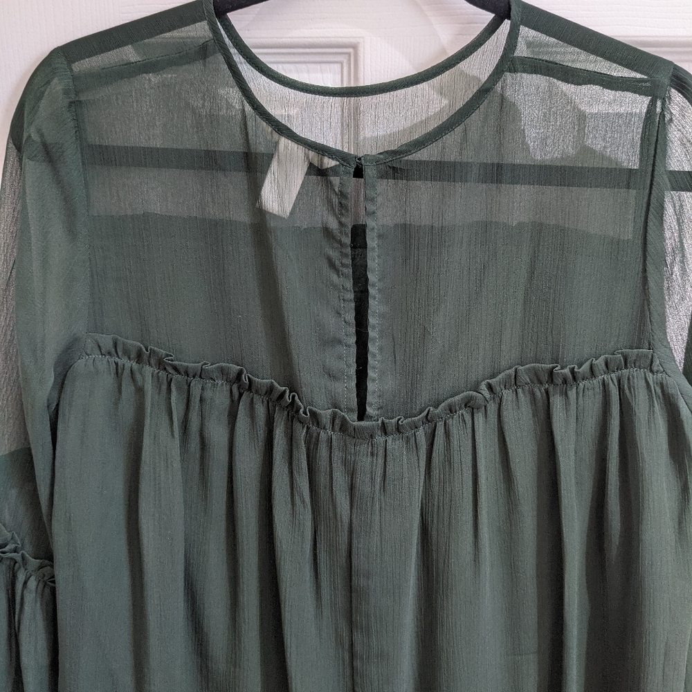 Dress - Picture 3 of 4